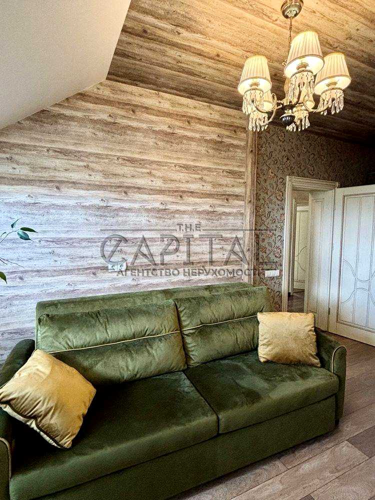 1879753077811708