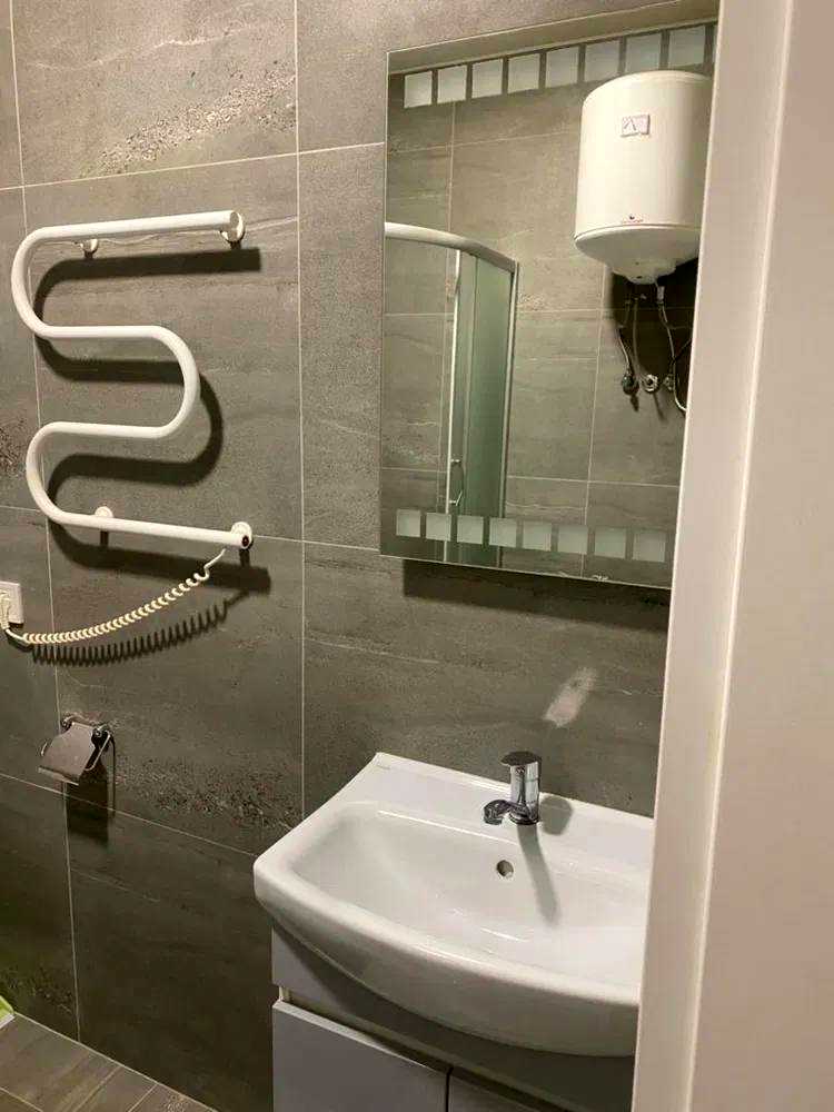 1879753825757433