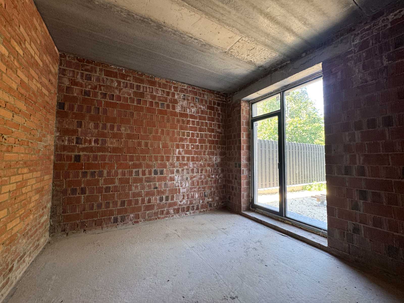 1879754220788041