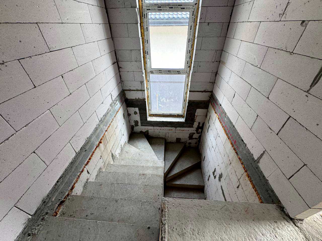 1879754504602698