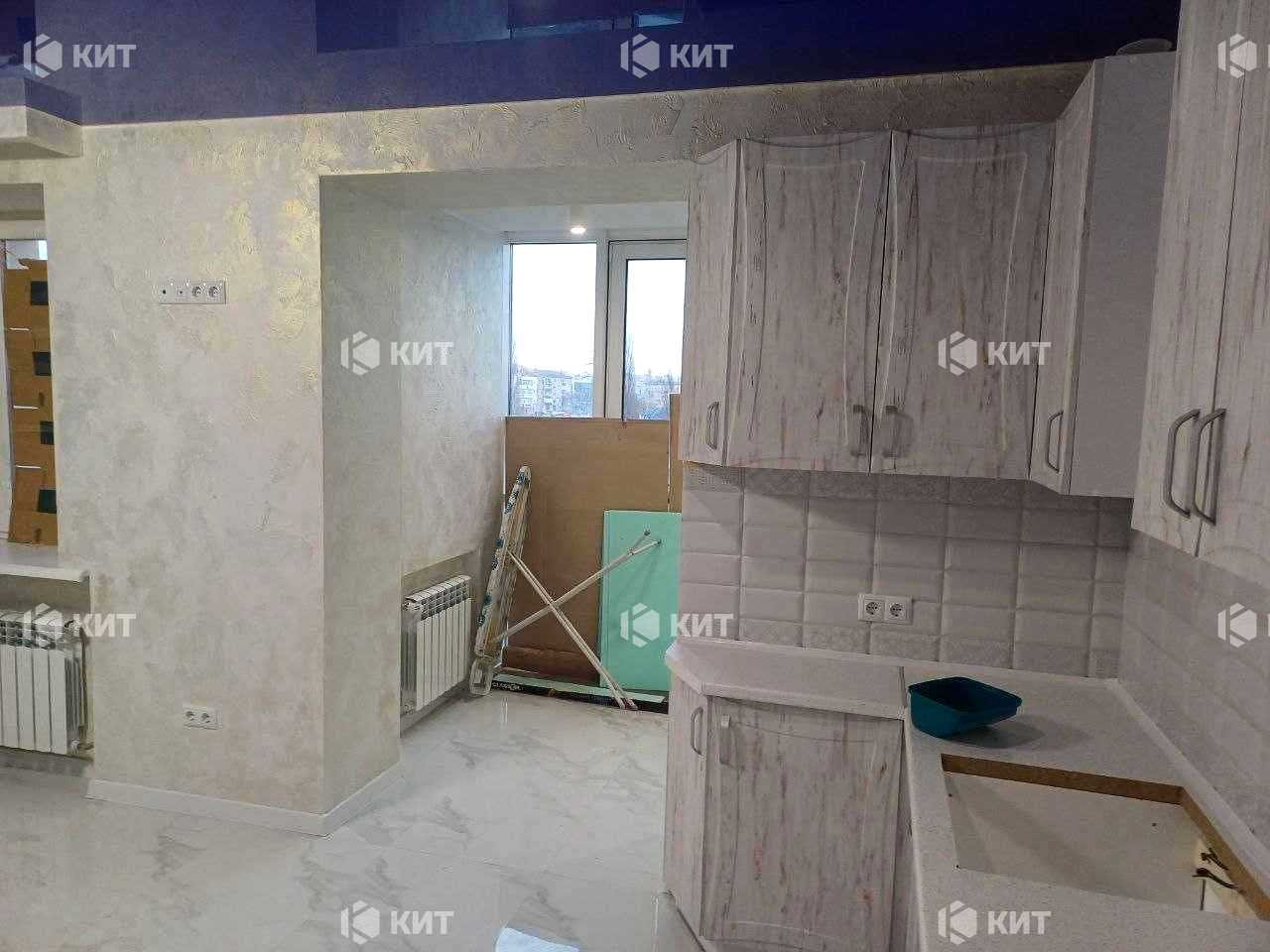 1879754673982120
