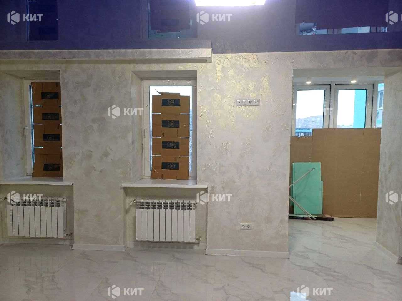 1879754674370818
