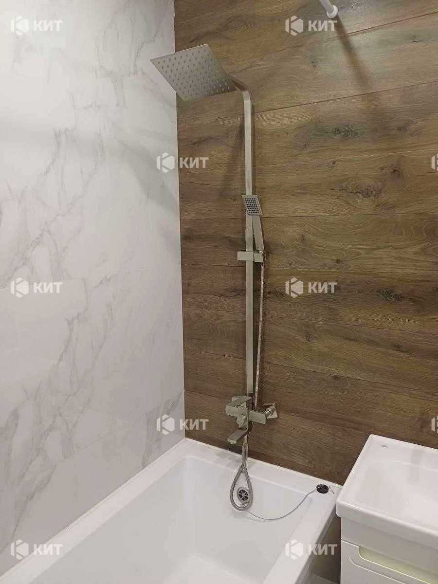 1879754674715651