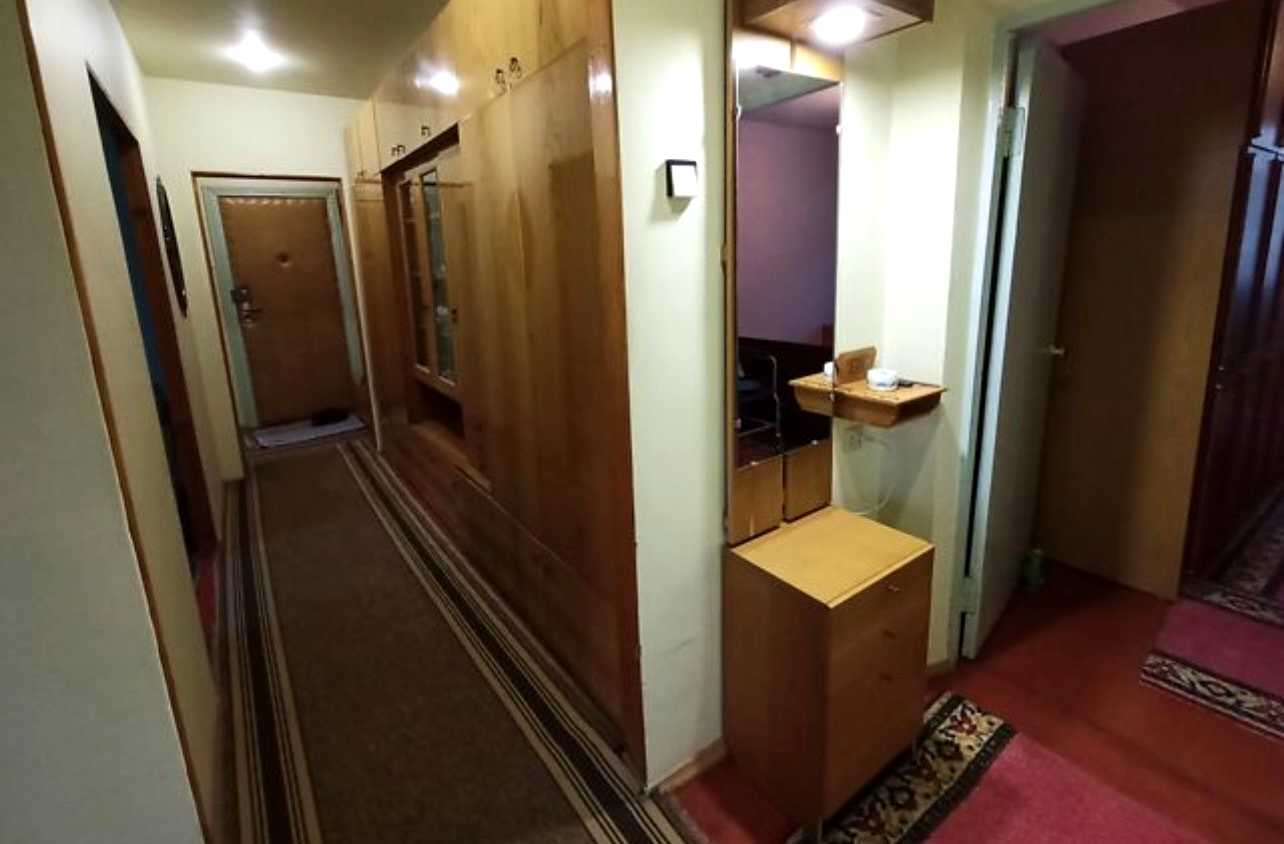1879755128470374