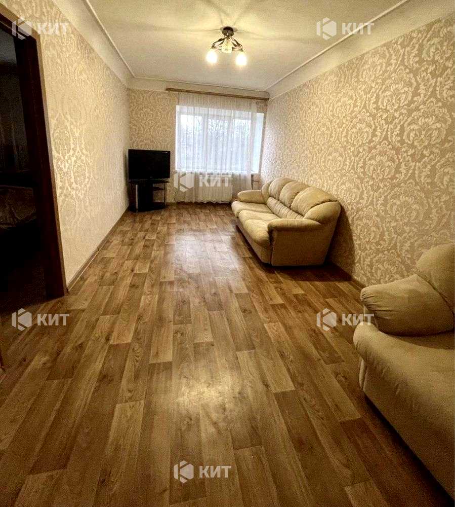 1879755556593819