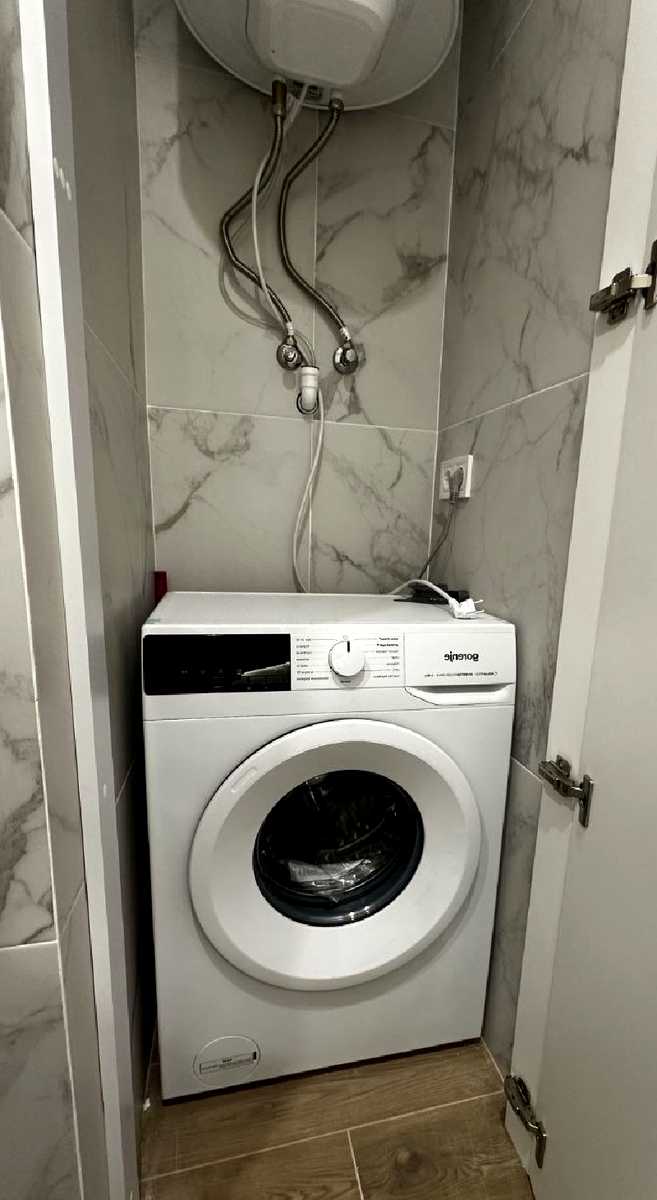 1879755621909666