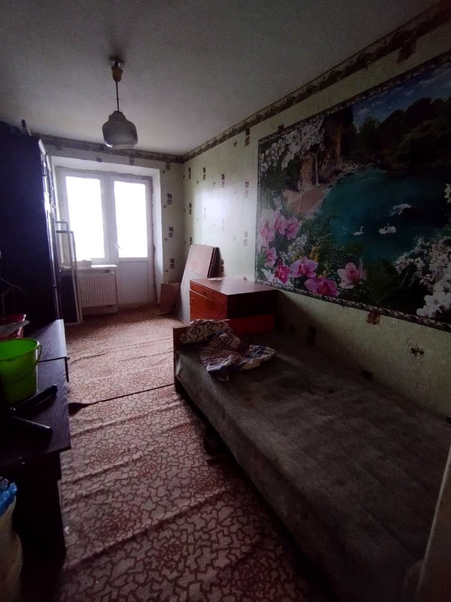 1879755698858758
