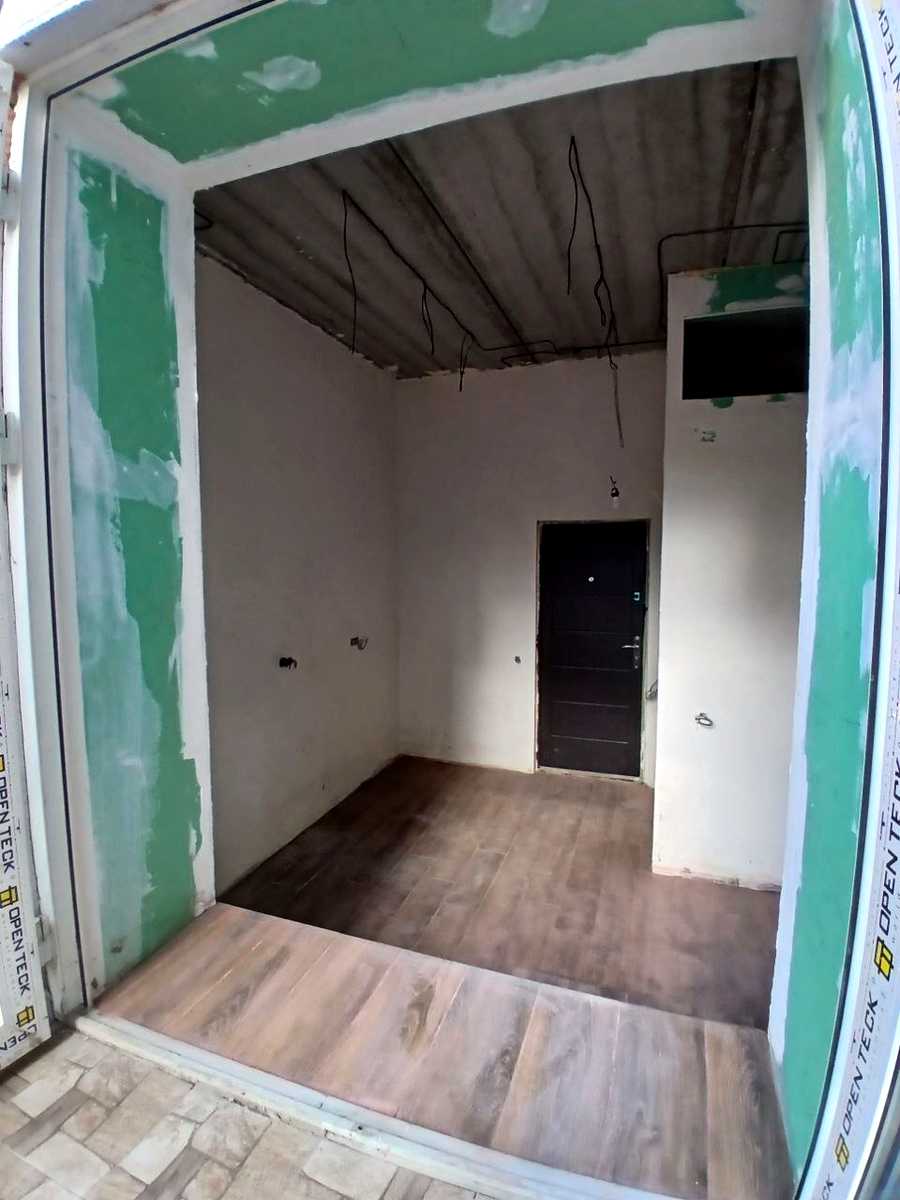 1879757769863546