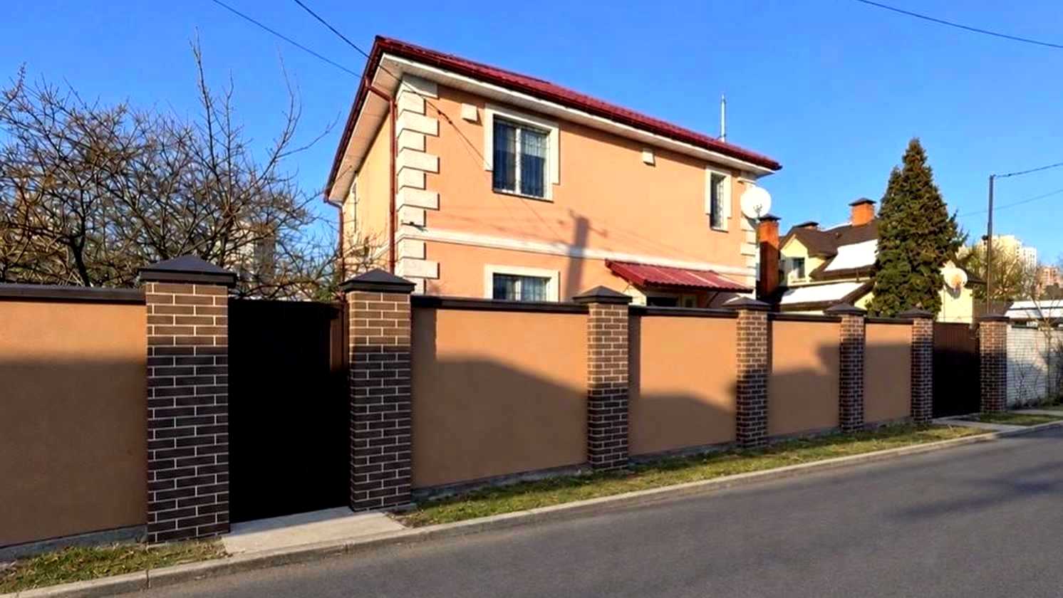 1879758227095768