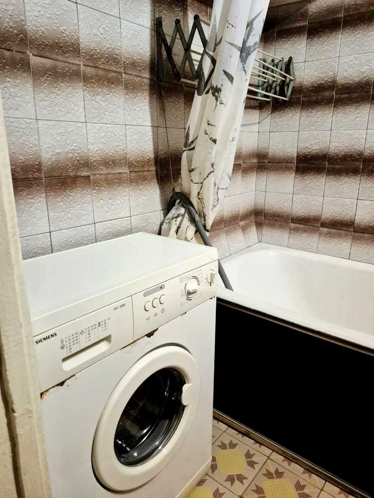 1879758699794412
