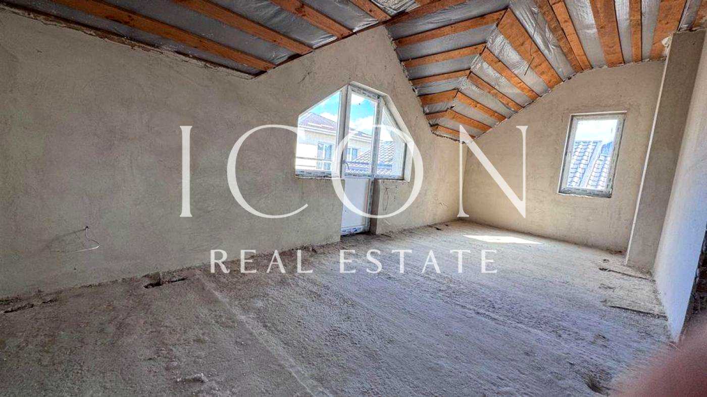 1879758845742154