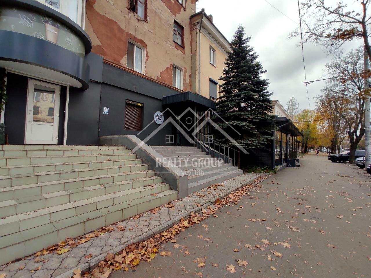 1879759206943717