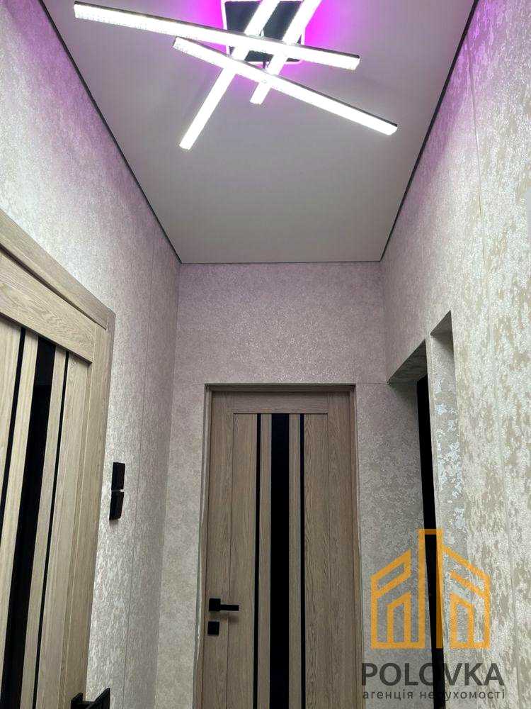 1879759255928799