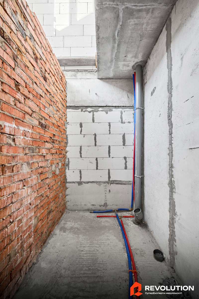 1879759356813989