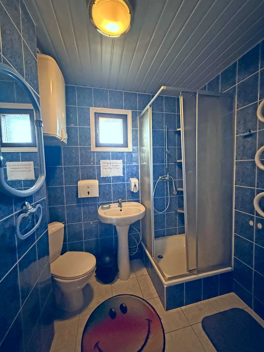 1879759890084628