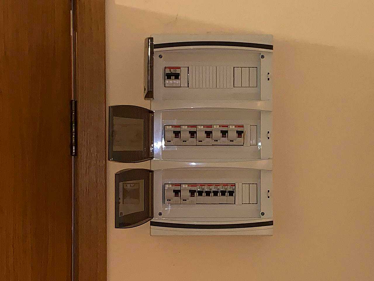 1879759996263349