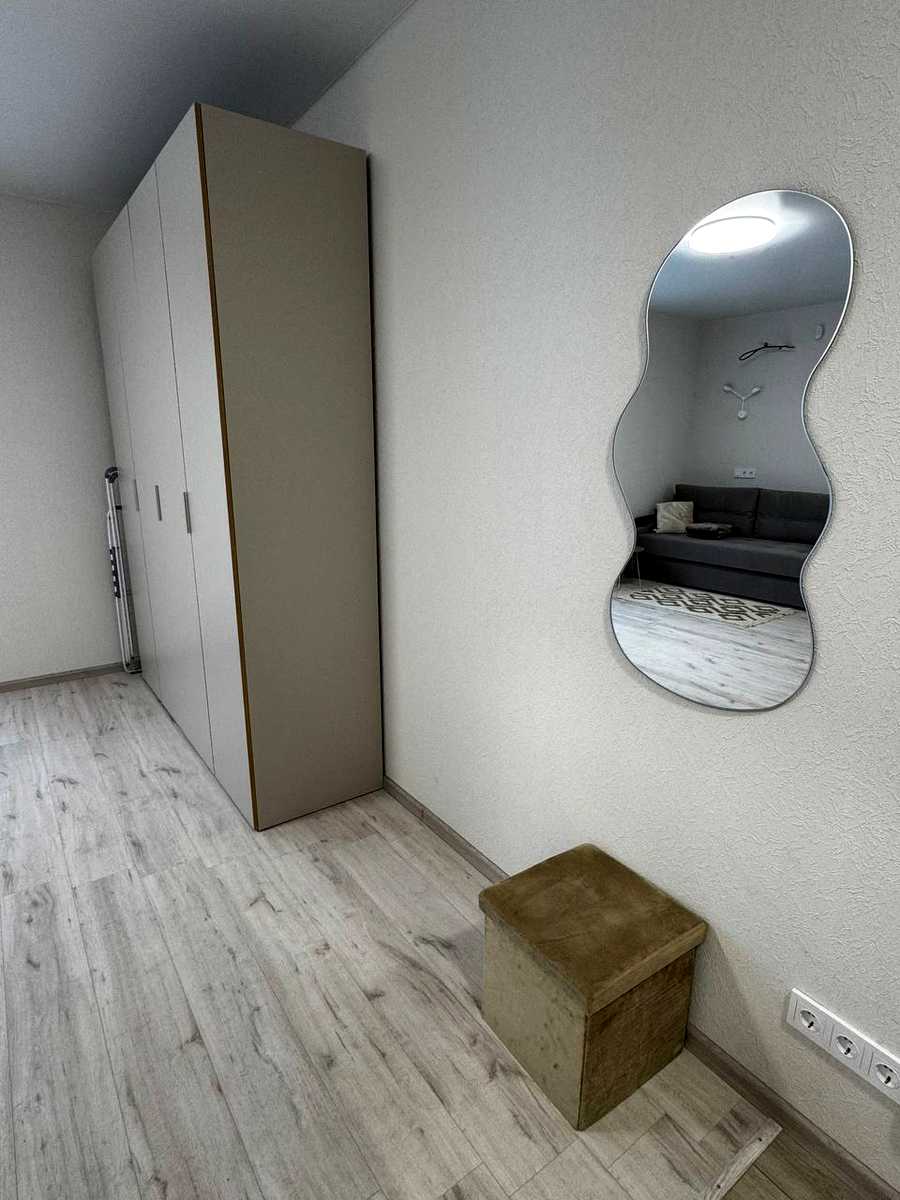 1879760799536544