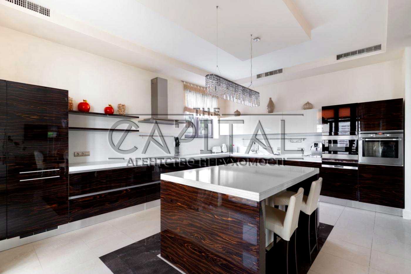 1879762843620395