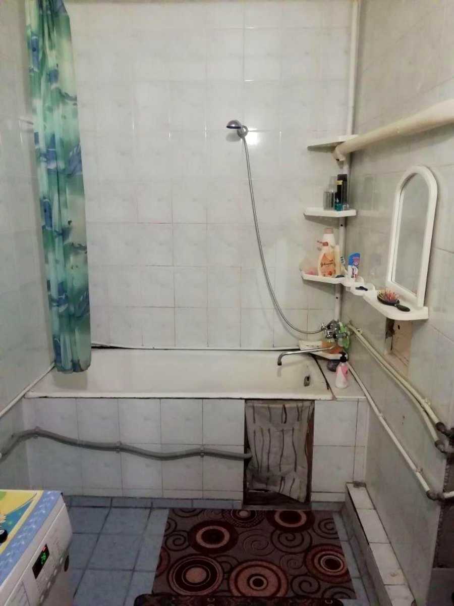 1879763321743673