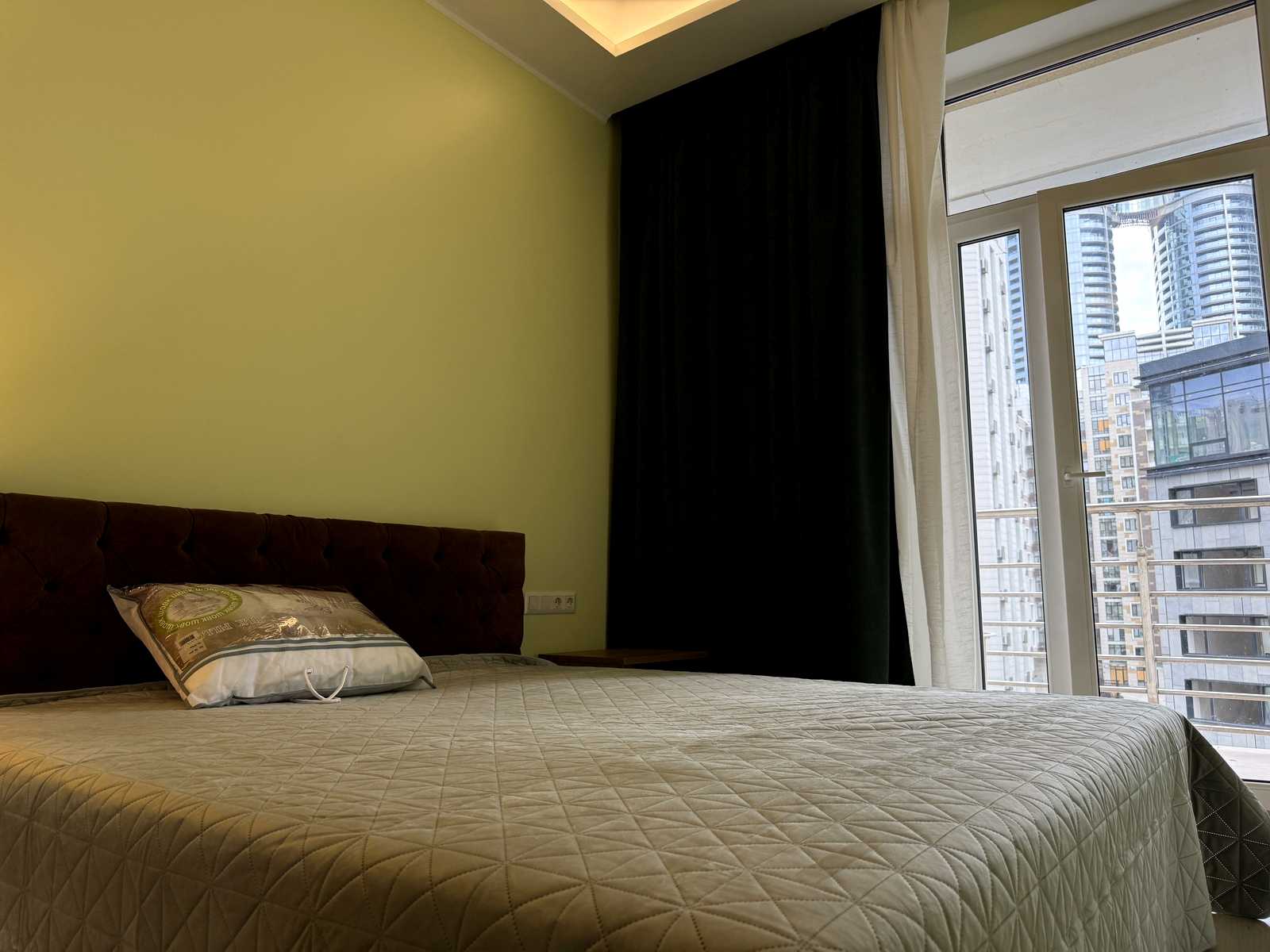 1879763885384740