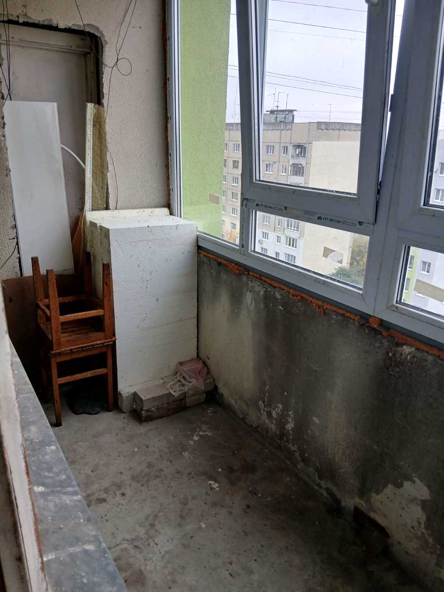 1879764106894427