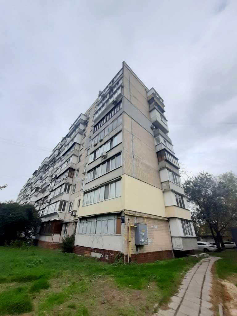 1879767698675206