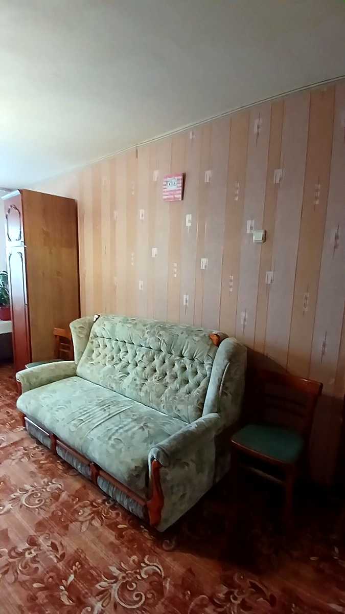 1879769460829181