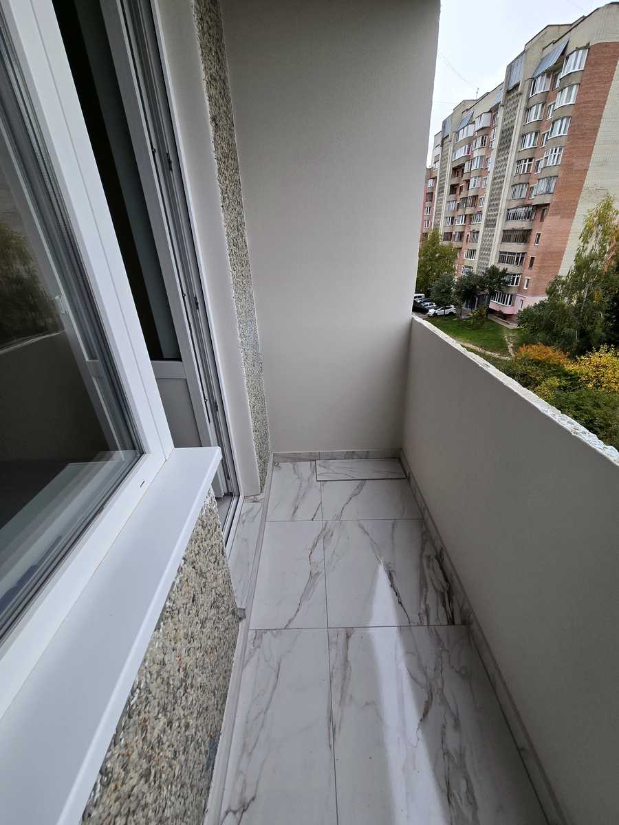 1879769579932521