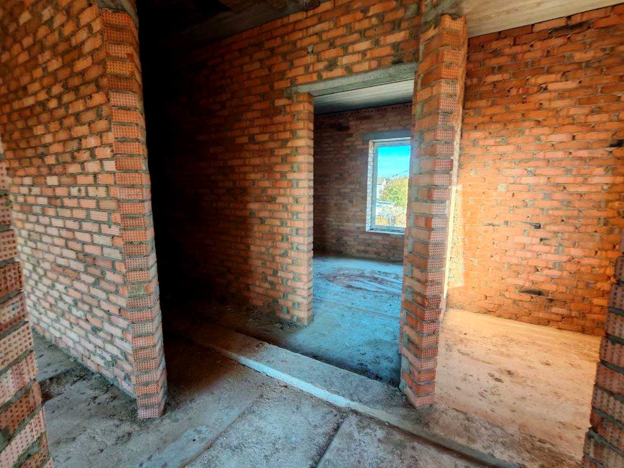 1879775393380092