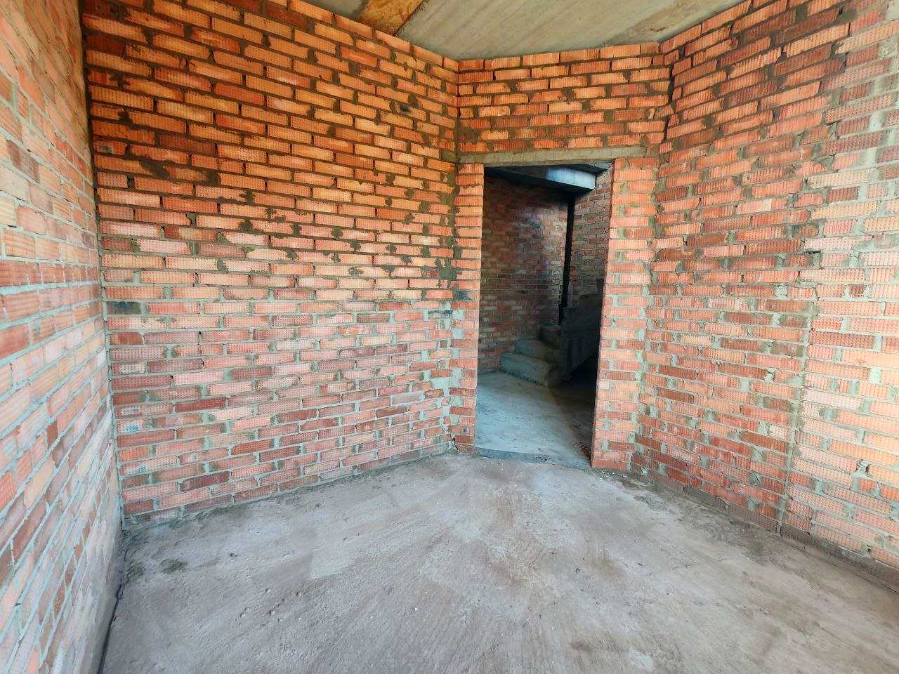 1879775399850861