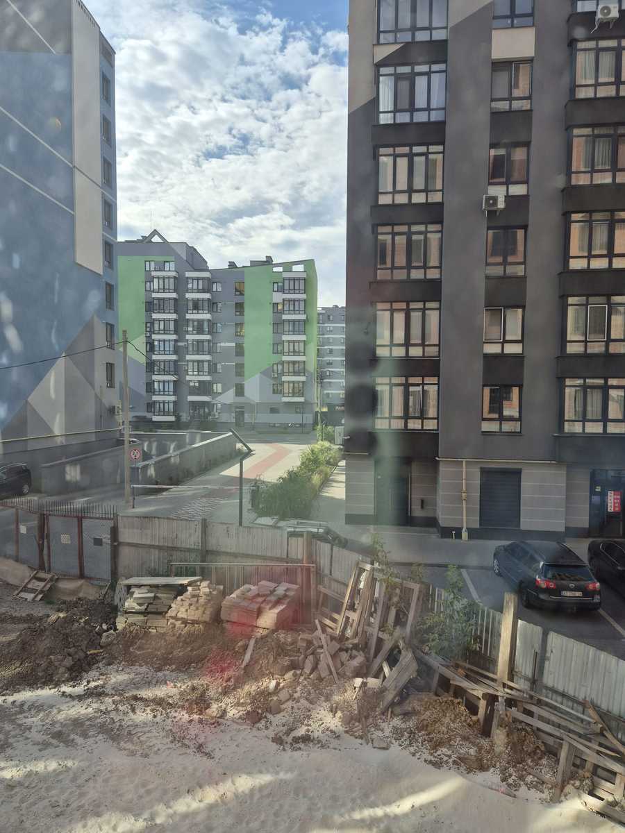 1879778426195563