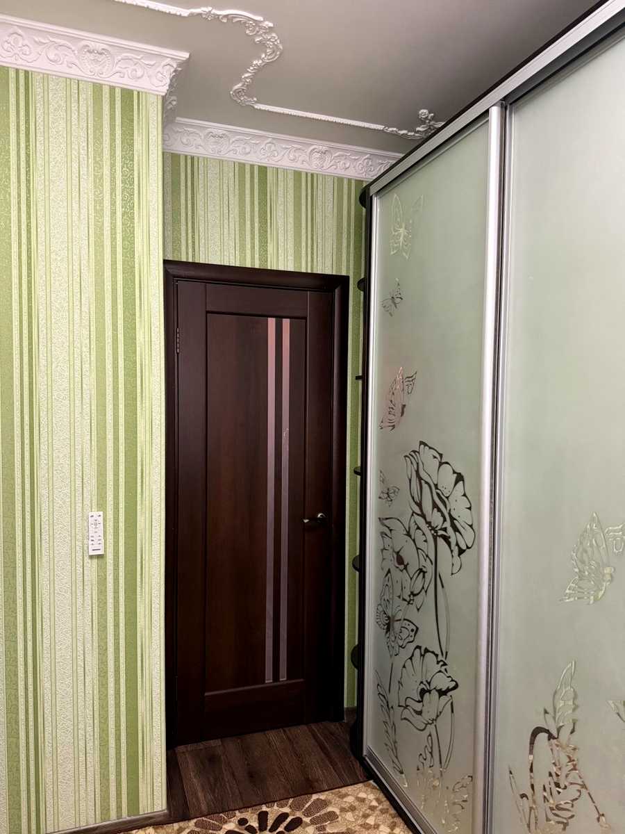 1879781606877908