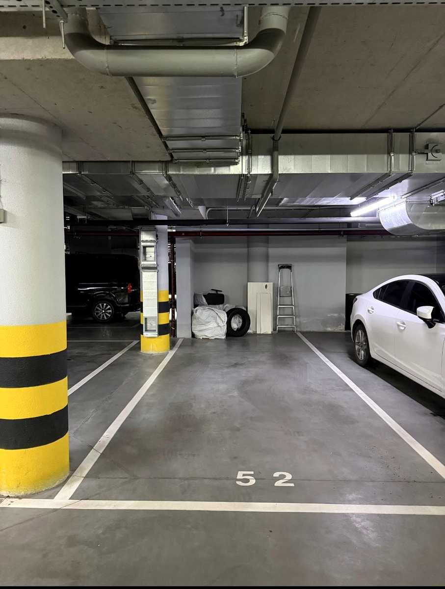 1879783562618036