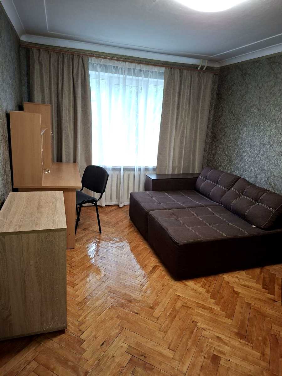 1879814726315741