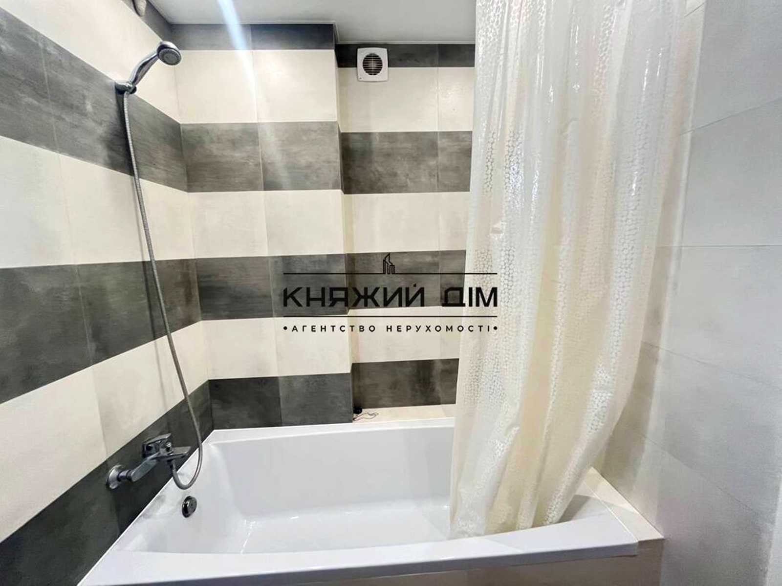 1879821991449243