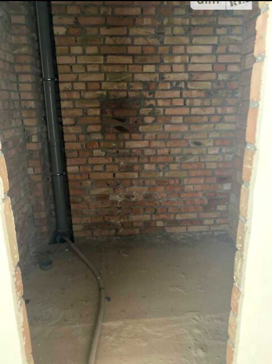 1879825530006445