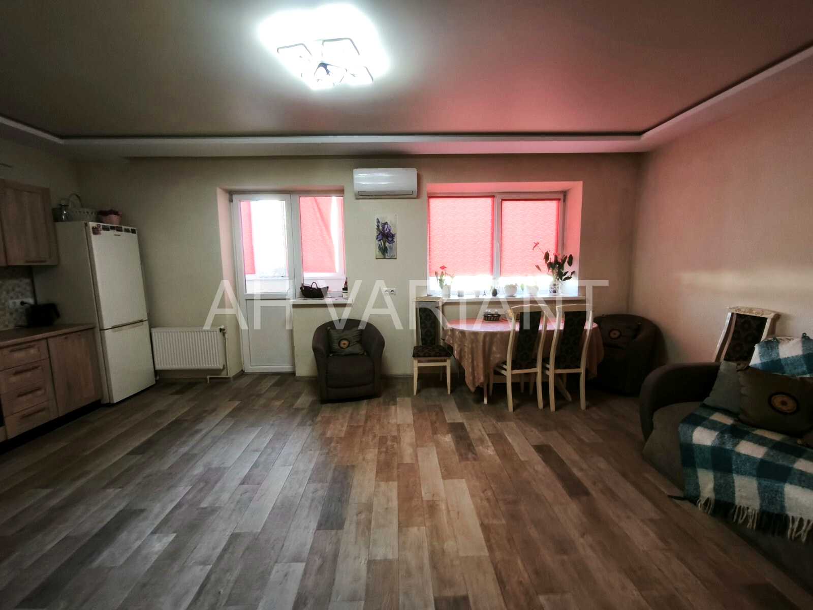 1879825867177267
