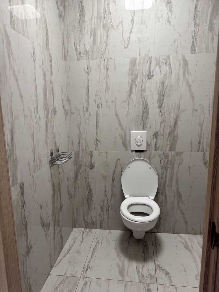 1879826056157091