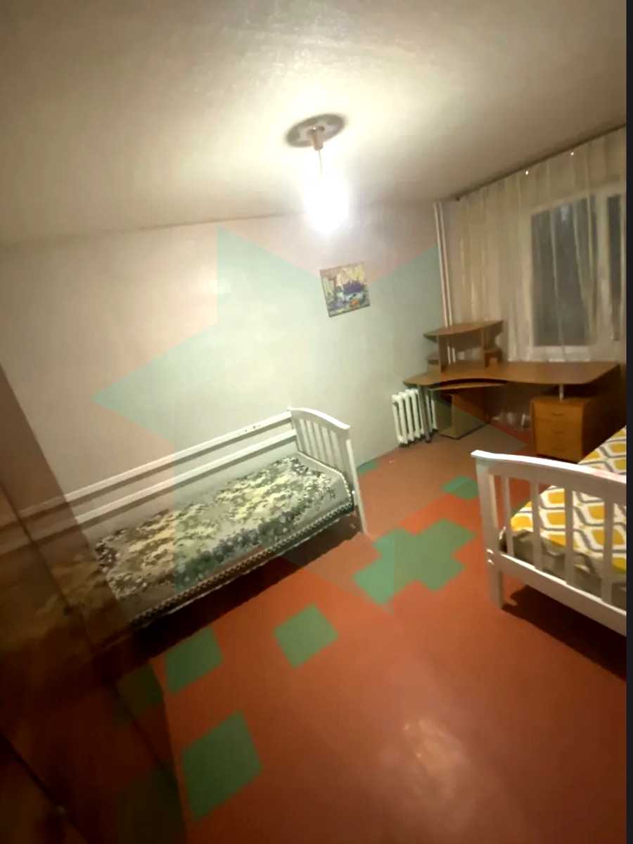 1879826579156129