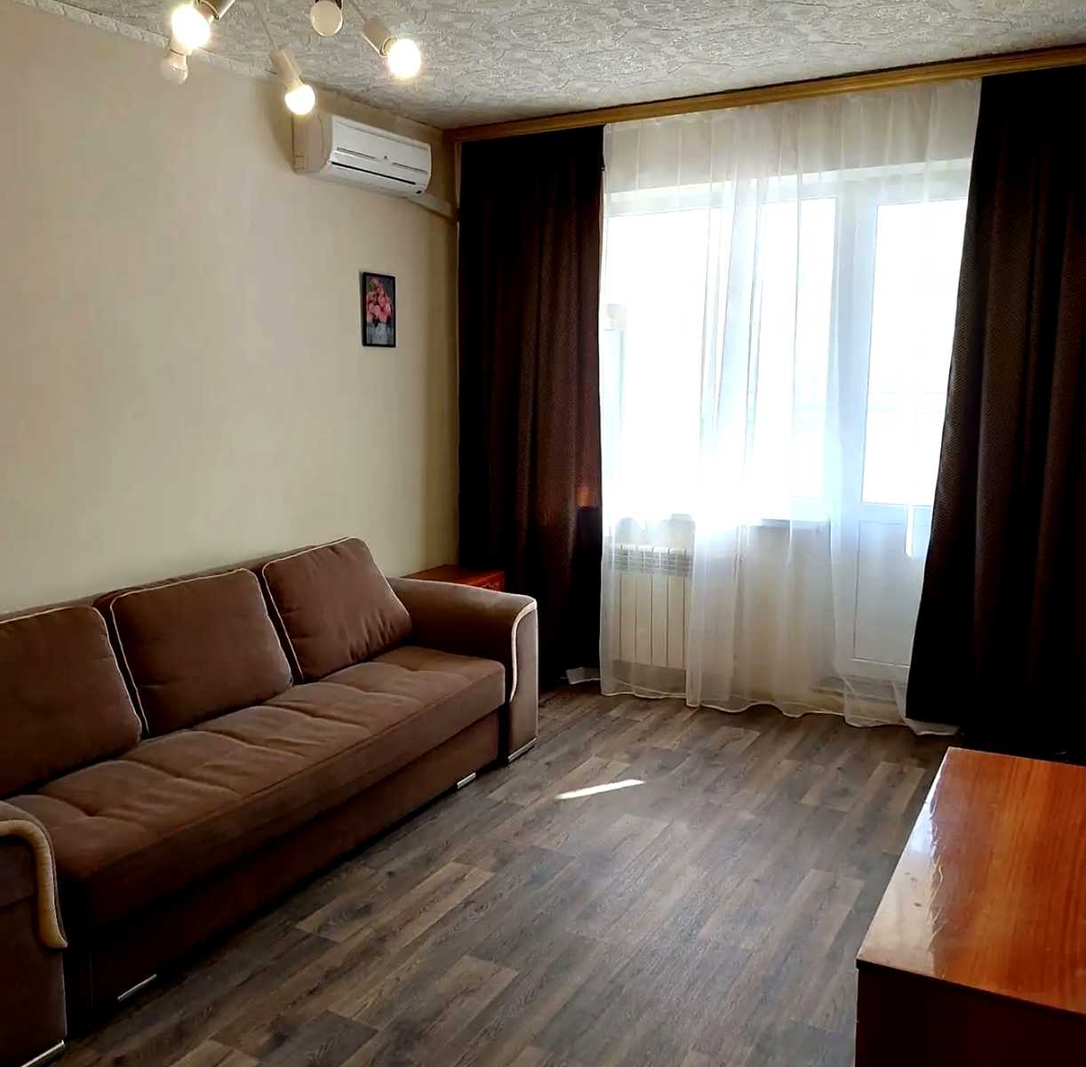 1879827946431650