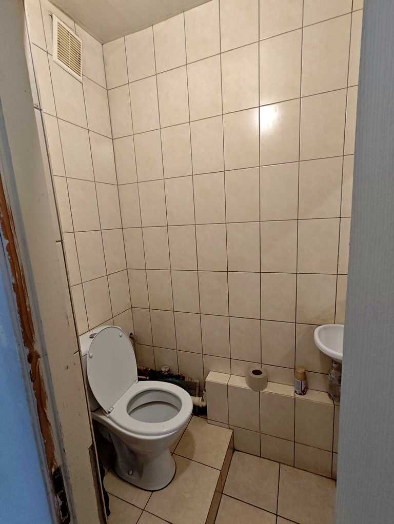 1879828064463221