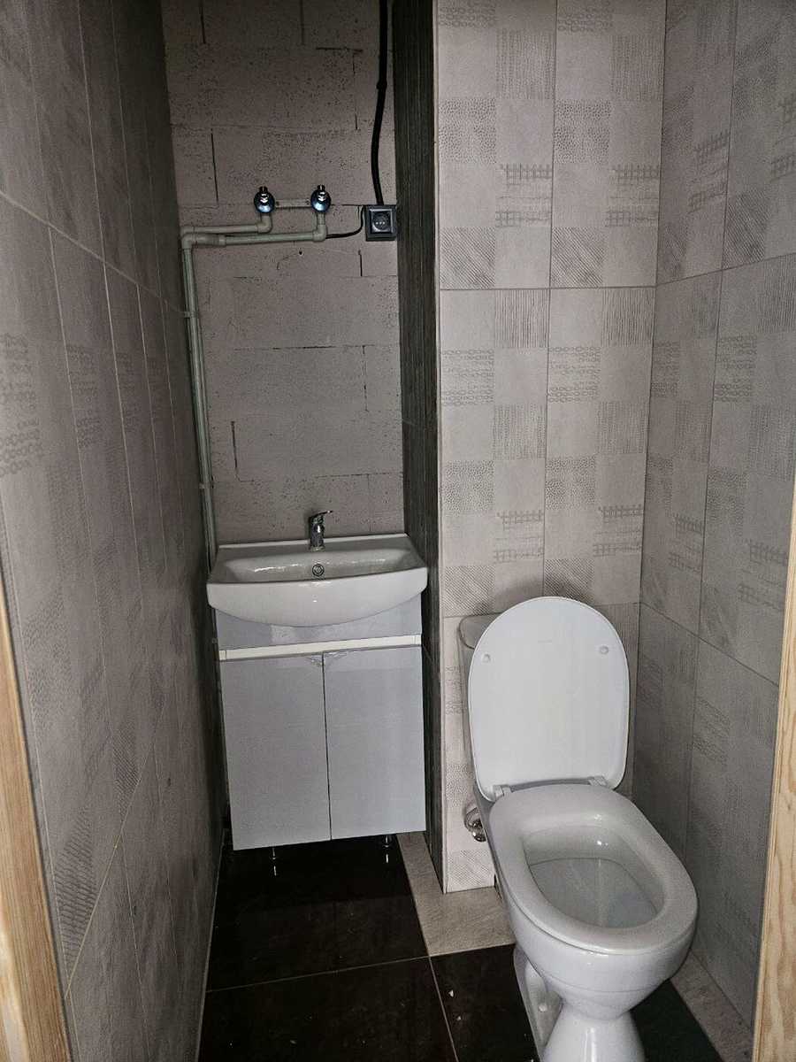 1879828950289348