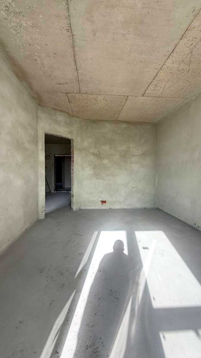 1879829365636222
