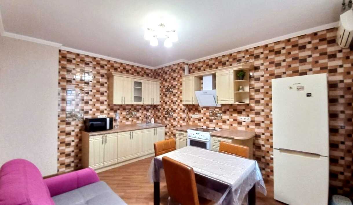 1879829625718201