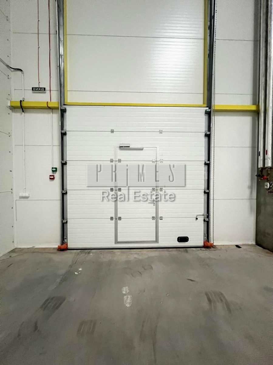 1879829858729884