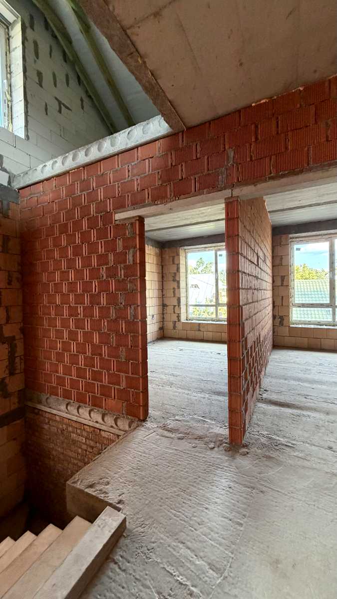 1879830320472953