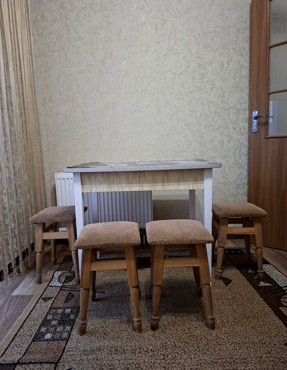 1879831502924175