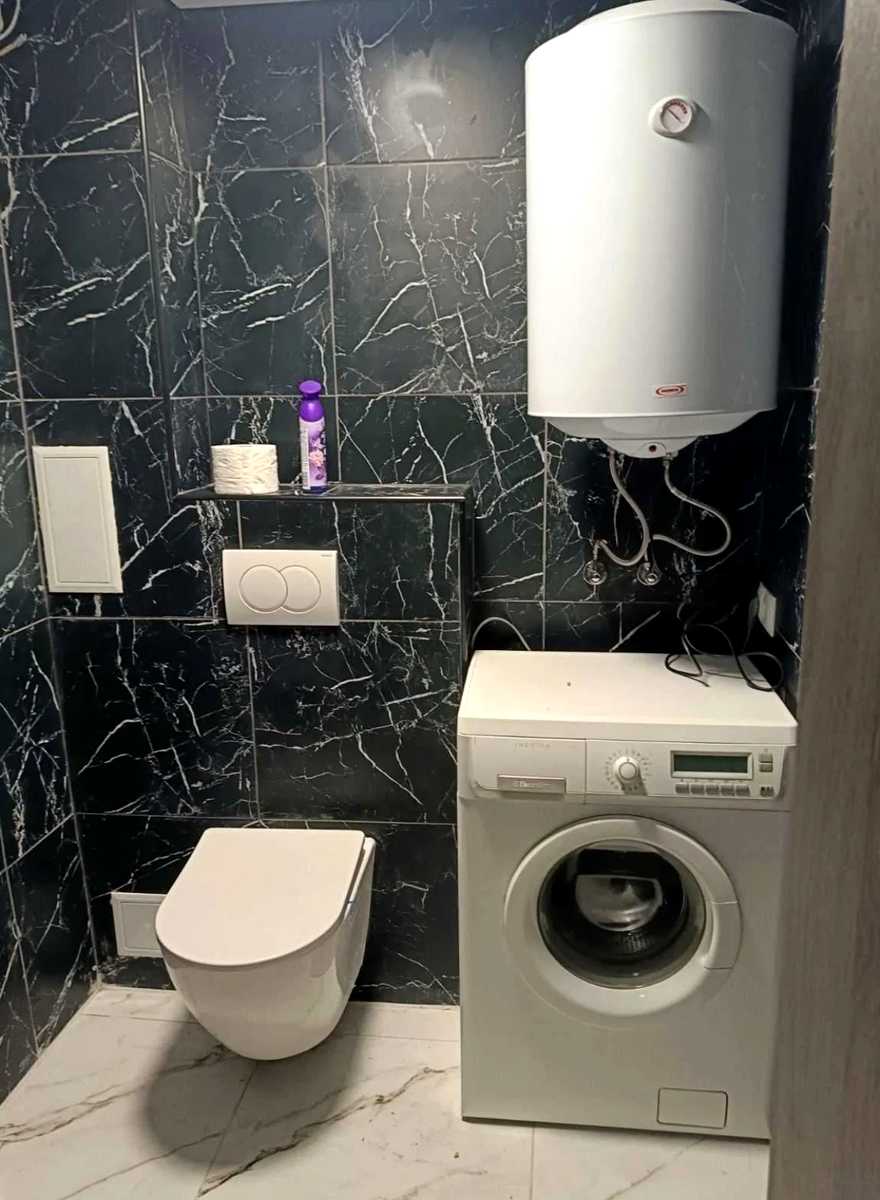 1879832501822626