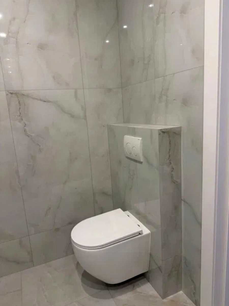 1879833408349945
