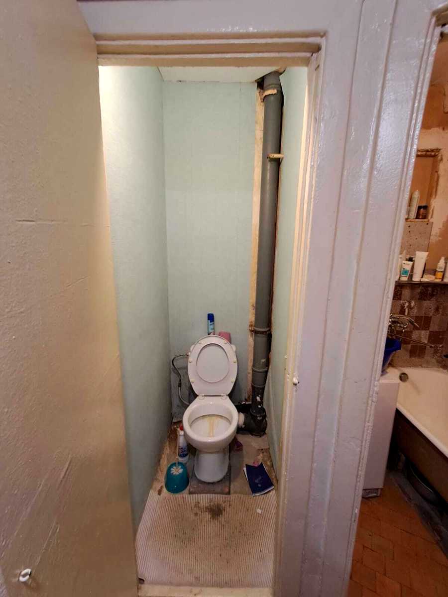 1879834319943845